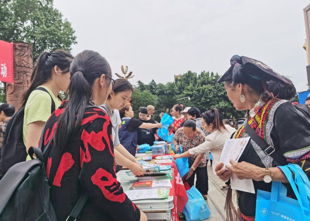 馬邊開展環保知識進農村宣傳活動。馬邊生態環境局供圖