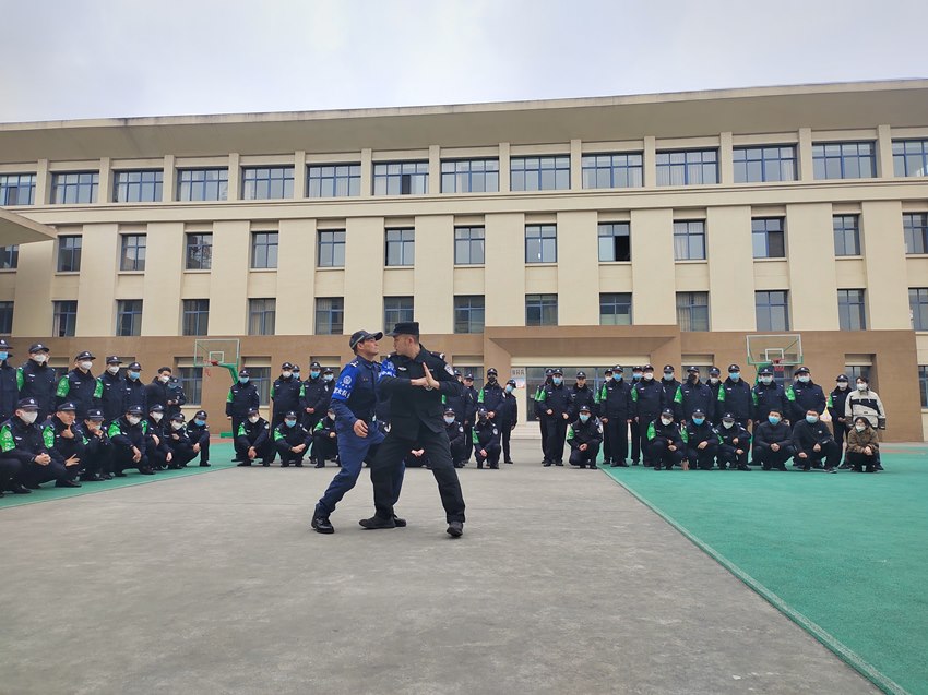 新輔警入職培訓如火如荼。成都高新公安供圖