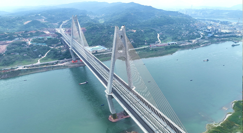 宜賓臨港長江大橋。成都鐵路供圖