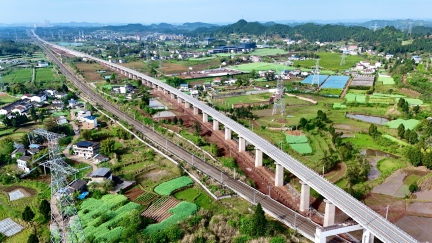 巴南高鐵。中國鐵路成都局供圖