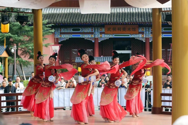 武侯祠古風舞蹈表演。成都武侯祠博物館供圖